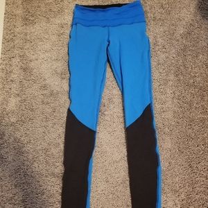 Lululemon sz 4 yoga pants